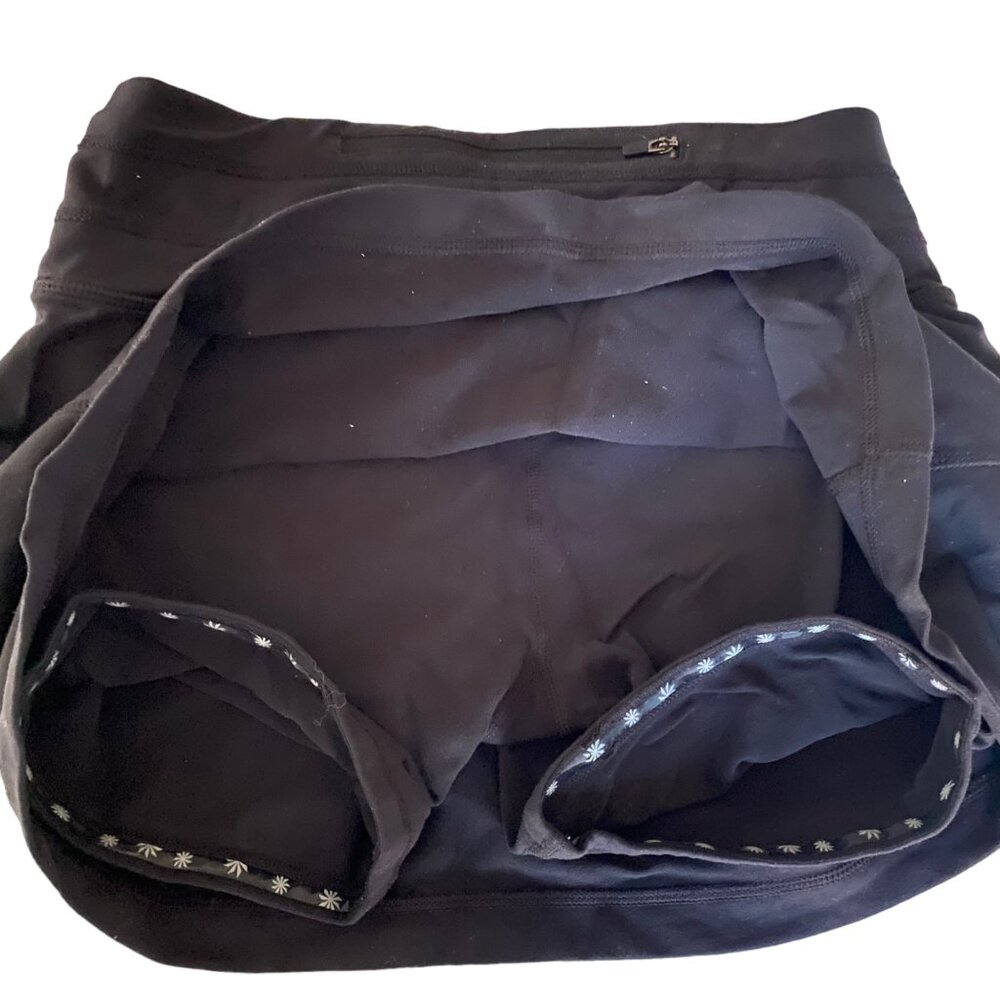 ATHLETA Relay Skort Sz XS Skirt w/ Shorts Black Golf Tennis Reflective 221935-00 - Picture 5 of 10